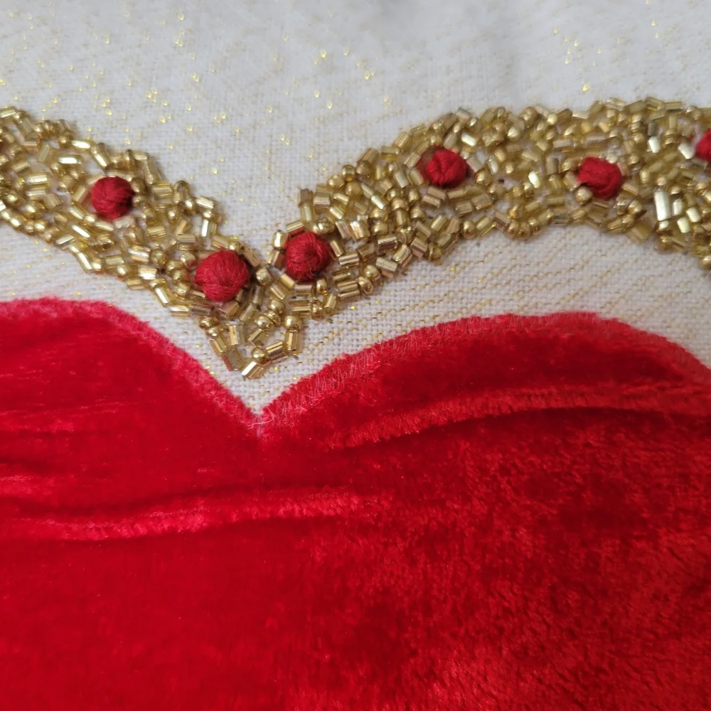 NWT Bella Lux Pillow ~ Embellished Beaded Heart ~ Valentine's Day ~ Ring Bearer